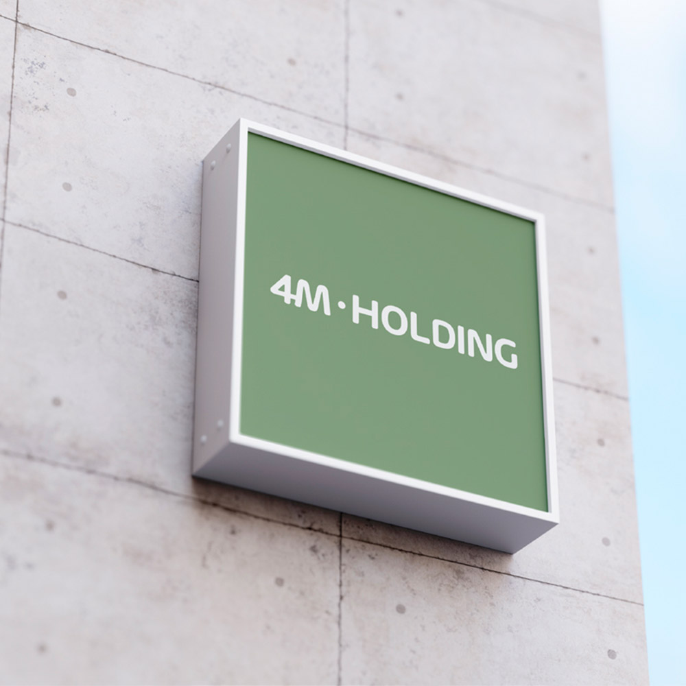 4m holding blend